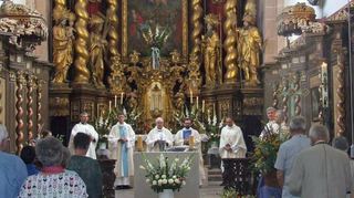 Der Gottesdienst in der Bronnbacher Klosterkirche zu Mariä Himmelfahrt war wie immer sehr gut besucht.