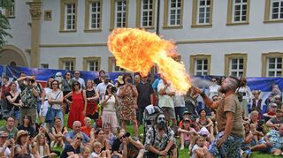Der „Atomic Circus“ hatte wieder viel Show zu bieten.