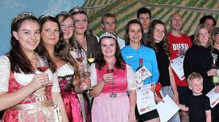 Die Besten des Umpfertallaufs mit den Offiziellen.