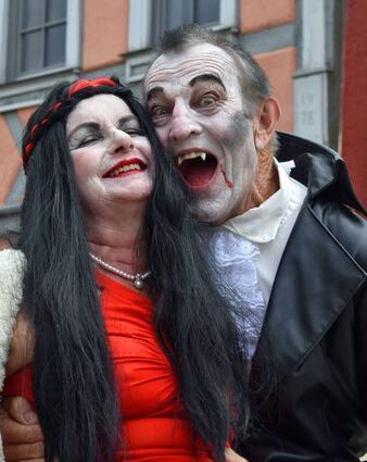 Musical „Dracula“ vom Röttinger Tennisclub zum Festspiel-Jubiläum.