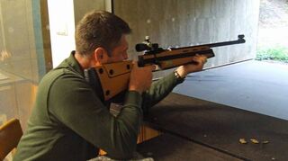 Alle Teilnehmerinnen und Teilnehmer traten unter den gleichen Bedingungen beim Pokalschießen an.