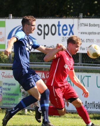 Mit 1:2 kassierte die SGM Markelsheim/Elpersheim (in Blau) eine Heimniederlage gegen Öhringen.