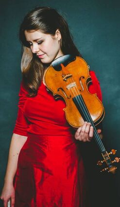 Beim Meisterkonzert des Wertheimer Kulturkreises im Hofgartenschlösschen wollen Friederike Starkloff (Violine) und Endri Nini (Klavier) das Publikum mit Werken von Mozart, Debussy, Schulhoff und Antheil erfreuen.