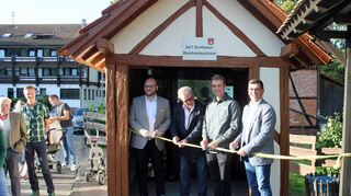 Der neue Dorfladen im Zentrum von Reinhardsachsen wurde im Rahmen eines Festakts offiziell in Betrieb genommen.