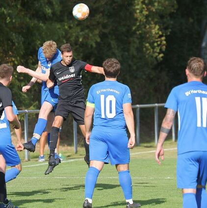 Der SV Harthausen ist oben dabei und reist als Tabellenzweiter der Kreisliga A3 Hohenlohe zum Ersten nach Künzelsau: Mehr Topspiel geht also nicht.