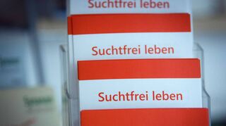Der Landkreis Main-Tauber erhöht ab 2024 seine Förderung für die Suchtberatung um 85 000 Euro pro Jahr.