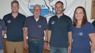 Vorstandswahlen und Ehrungen bei der Külsheimer DLRG: Das Bild zeigt (von links) das neue Führungsteam Andreas Diefenthaler und Matthias Grimm (es fehlt Florian Wolpert) sowie Frank Nehmiz, der für 50-jährige Mitgliedschaft geehrt wurde, und die bisherigen Vorstandsmitglieder Martin Reinhart und Maria Bausback.