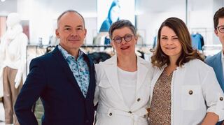 Das Bild zeigt Hans-Joachim Kuhn (links) mit seiner Frau Christiane, Tochter Maike und Sohn Johannes Kuhn.