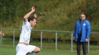 Kann der SV Wachbach (hier in Weiß) auch die Derby-Hürde in Mulfingen überspringen?