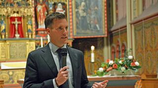 Manual Hagel in der Bergkirche Laudenbach: Erster großer Auftritt des CDU-Politikers im Vorbachtal.