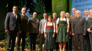 Ein Dreivierteljahrhundert bestehen die Kreisjägervereinigungen Buchen und Mosbach. Zahlreiche Ehrengäste nahmen an dem Jubiläumsfestakt teil.