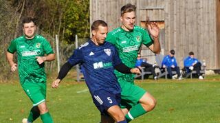 Der 1. FC Umpfertal (hier in den grünen Trikots) ist am Freitag um 19 Uhr in Boxberg Gastgeber beim Kreisliga-Spitzenspiel gegen den TSV Assamstadt.