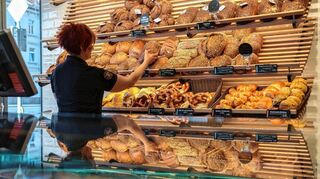 Vielen Bäckereien (Symbolbild) setzen die hohen Energiekosten zu. Nur mit dem Verkauf von Brot und Brötchen können die meisten nicht überleben.