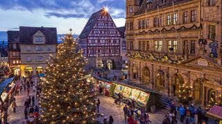 Der weltberühmte Rothenburger Reiterlesmarkt findet vom 1. bis 23. Dezember statt. Es gibt ein umfangreiches Rahmenprogramm.