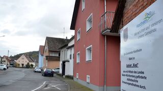 Einer der größten Posten im Haushaltsplan für 2024 ist die Sanierung des Gebiets „Ried“ in Hardheim. Die Gemeinde rechnet in den nächsten beiden Jahren mit Gesamtkosten in Höhe von rund 3,5 Millionen Euro. 60 Prozent davon werden gefördert.