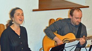 Nadine Heck und Alfred Hottmann boten ein stimmungsvolles Konzert im Götzenturm.