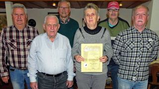Doris Kobold wurde für 40 Jahre Mitgliedschaft geehrt.