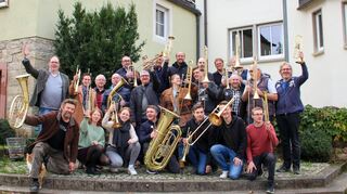 Ein gut gelauntes Ensemble erwartet sein Publikum am 25. November: Der Posaunenchor Elpersheim spielt Stücke von und mit Christian Sprenger – der ist Professor für Posaune an der Hochschule für Musik „Franz Liszt“ Weimar.