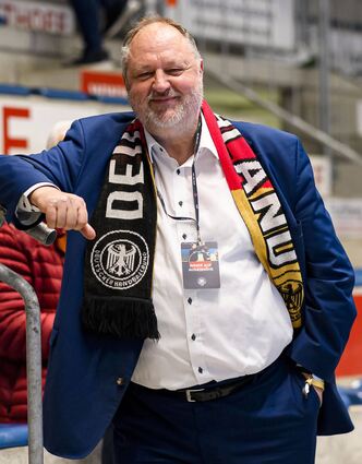 „Dürfen uns nicht als Lehrmeister aller Nationen aufspielen“, sagt DHB-Präsident Andreas Michelmann.