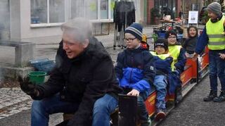 Die Kindereisenbahn macht den Jüngsten Spaß.