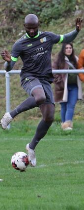 Die SGM Edelfingen/Löffelstelzen, hier im Bild Sarja Jarjusey, befindet sich weiter im Höhenflug und auf dem Sprung in die Kreisliga A.
