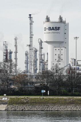 Die BASF will zehn Milliarden Euro in China investieren.