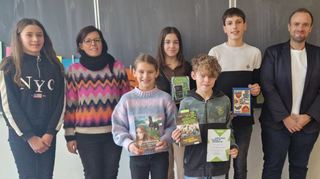 Simon Dankowski aus der 6s wird die Comenius-Realschule beim Kreisentscheid im alljährlichen Vorlesewettbewerb vertreten.