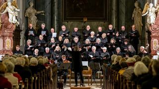Festliche Musik für Chor, Orchester und Bläser ist beim Adventskonzert am Sonntag, 17. Dezember, um 19 Uhr in der Stadtkirche Weikersheim zu hören.