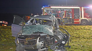 Bei einem Verkehrsunfall bei Tauberrettersheim kam am Donnerstagmorgen ein VW-Fahrer ums Leben.