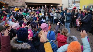 Viele wirkten mit – und machten den Mudauer Weihnachtsmarkt zu einem besonderen Erlebnis.