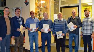 50 Jahre dabei: Unser Bild zeigt (von links) Vorsitzender Sven Hartmann, Robert Haas, Hubert May, Gisbert Baumann, Elmar Schwab, Stefan Schwab, Michael Haberkorn.