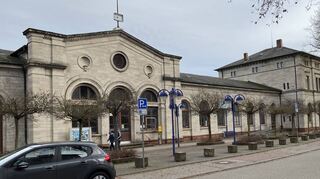 Der Verkauf des Bahnhofsgebäudes in Lauda jst unter Dach und Fach. In wenigen Wochen soll mit den ersten Umbauarbeiten begonnen werden.