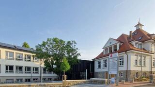 Im Beisein zahlreicher Gäste wurde das neue Gesundheitszentrum in Igersheim feierlich seiner Bestimmung übergeben.