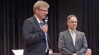 Andreas Köhler (rechts) übergab zum 1. August das Amt an seinen Nachfolger Andreas Insam, der sich schon im ersten Wahlgang durchgesetzt hatte.
