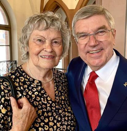 Thomas Bach mit seinem einstigen Kindermädchen Irmgard Wallisch.