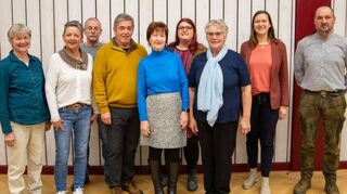 Der neue Vorstand (von links): Doris Behringer, Angelika Schneck, Gerhard Eibeler, Artur Gerner, Monika Rumm, Heike Rumm, Gisela Kappes, Bürgermeisterin Heidrun Beck und Heiko Gubelius.