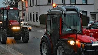 An diesem Donnerstag führen die Bauern von 6 bis 10 Uhr einen „rollenden“ Protest auf Treckern durch.