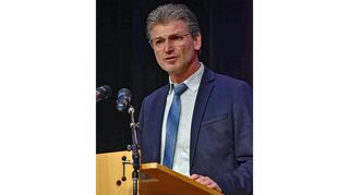 Rathaus-Chef Frank Menikheim zeigte auf, wie gut die Gemeinde Igersheim in vielen Bereichen aufgestellt ist. Er bewirbt sich um eine dritte Amtszeit.