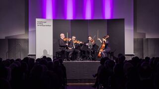 Hervorzuheben, weil es im Vergleich zu den Kollegen und Kolleginnen mehr Reife aufzubieten hat: das spanische Cuarteto Quiroga am Eröffnungsabend.