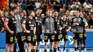 Enttäuschte Gesichter gab es bei der deutschen Handball-Nationalmannschaft nach einer starken Leistung gegen Dänemark.