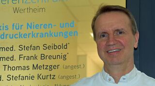 Nierenfacharzt Stefan Seibold warnt vor den Folgen für die medizinische Versorgung in Wertheim, wenn die Akutversorgung entfällt.