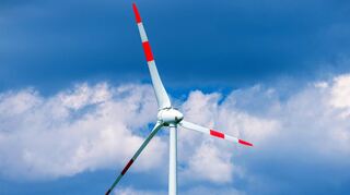 Stadt und Gemeinderat haben beschlossen, auf den Gemarkungen Tauberbischofsheim und Hochhausen insgesamt drei Waldgrundstücke für die Errichtung von vier Windkraftanlagen bereitzustellen. Näheres dazu erfahren Bürger in einer Informationsveranstaltung am 26. Februar im Gründerzentrum.