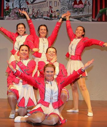 „Teamwork makes the dream work“ bei den Gardemädels.