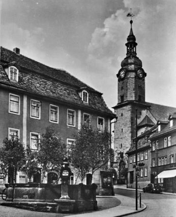 Die Beschäftigten des Archivs in Bronnbach suchen Hinweise dazu, wo dieses Foto aufgenommen worden ist.