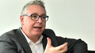 Fragt sich im Interview auch, was mit dem Musikpark passiert: Bürgermeister Thorsten Riehle (SPD) im Gespräch mit Stefan Dettlinger.