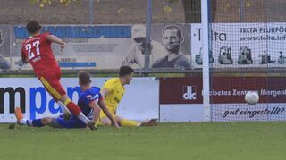 Der Blick zurück verheißt für den FSV Hollenbach nichts Gutes, denn in den vergangenen Jahren sah man gegen den 1. CfR Pforzheim meist sehr schlecht aus. Unser Bild zeigt ein Gegentor im Heimspiel der Vorsaison.