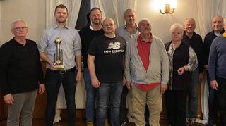 Die Auszeichnung von verdienten und langjährigen Mitglieder bildeten einen Höhepunkt der Mitgliederversammlung des SV Dertingen.