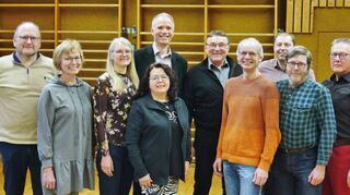 Die neue Abteilungsleitung mit (von links) Michael Zorn, Anke Sulzbach-Janßen, Susanne Kurz, Erika Ott-Hornung, Holmer Steinriede, Norbert Jachol, Klaus Völker, Steffen Dörr, Klaus Wenger, Kurt Schleßmann.