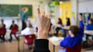 Nach dem Urteil gegen den Bad Mergentheimer Pädagogen fordert Landrat Christoph Schauder, „disziplinarrechtliche Schritte unverzüglich einzuleiten“.