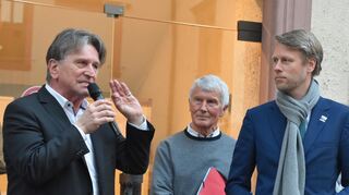 Minister Manfred Lucha (links) und Oberbürgermeister Markus Herrera Torrez (rechts).